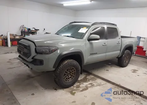 2023 Toyota Tacoma Trail Edition z USA, uszkodzony, nr VIN 3TMCZ5AN8PM589199